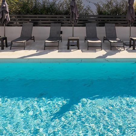 Poolside Apartments Anabella Baška Eksteriør billede