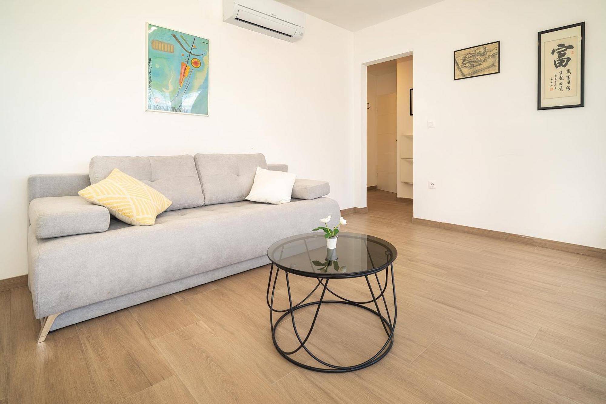 Poolside Apartments Anabella Baška Eksteriør billede
