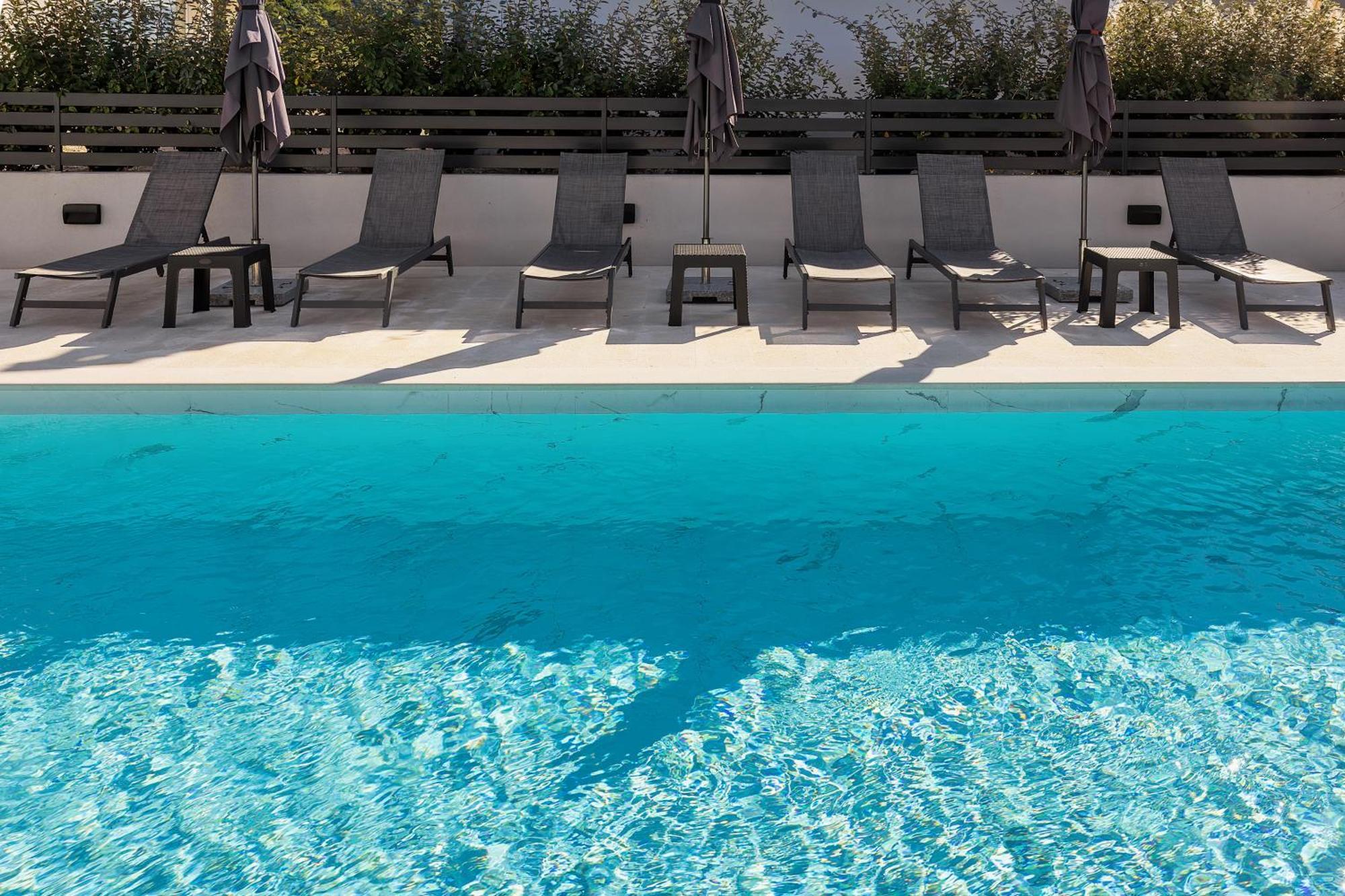 Poolside Apartments Anabella Baška Eksteriør billede