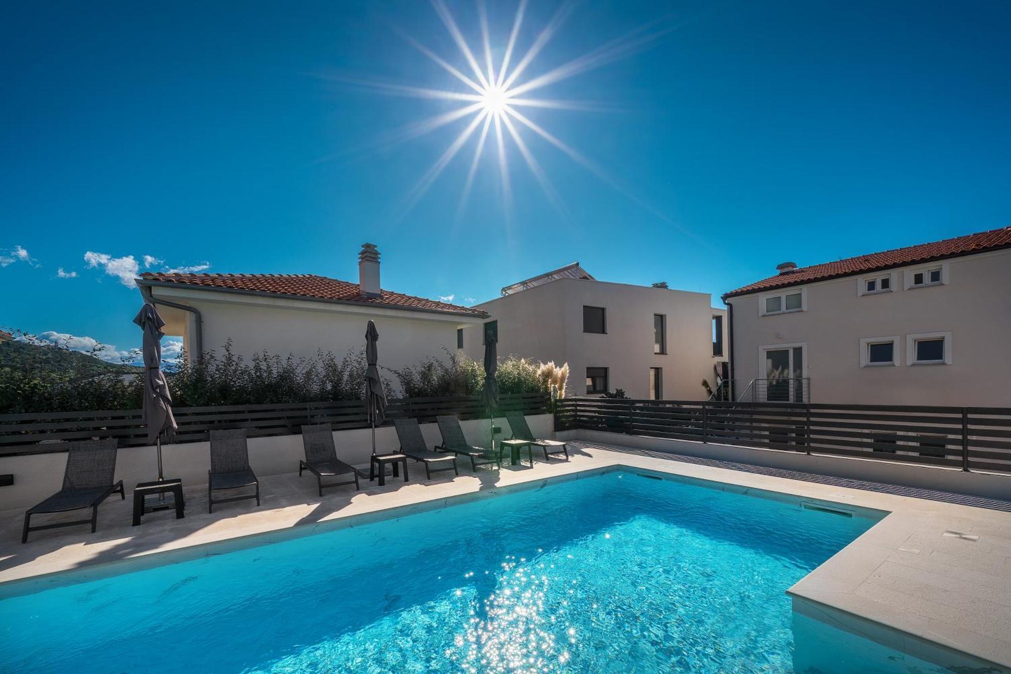 Poolside Apartments Anabella Baška Eksteriør billede